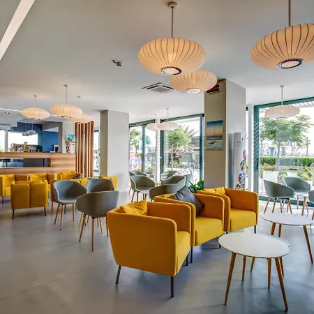 Commodore 3* ريتشيوني