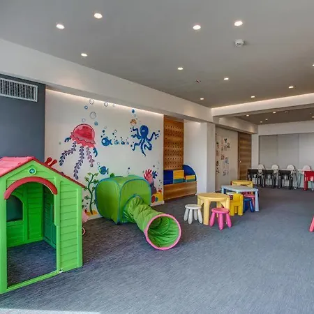 Commodore 3* Ριτσιόνε